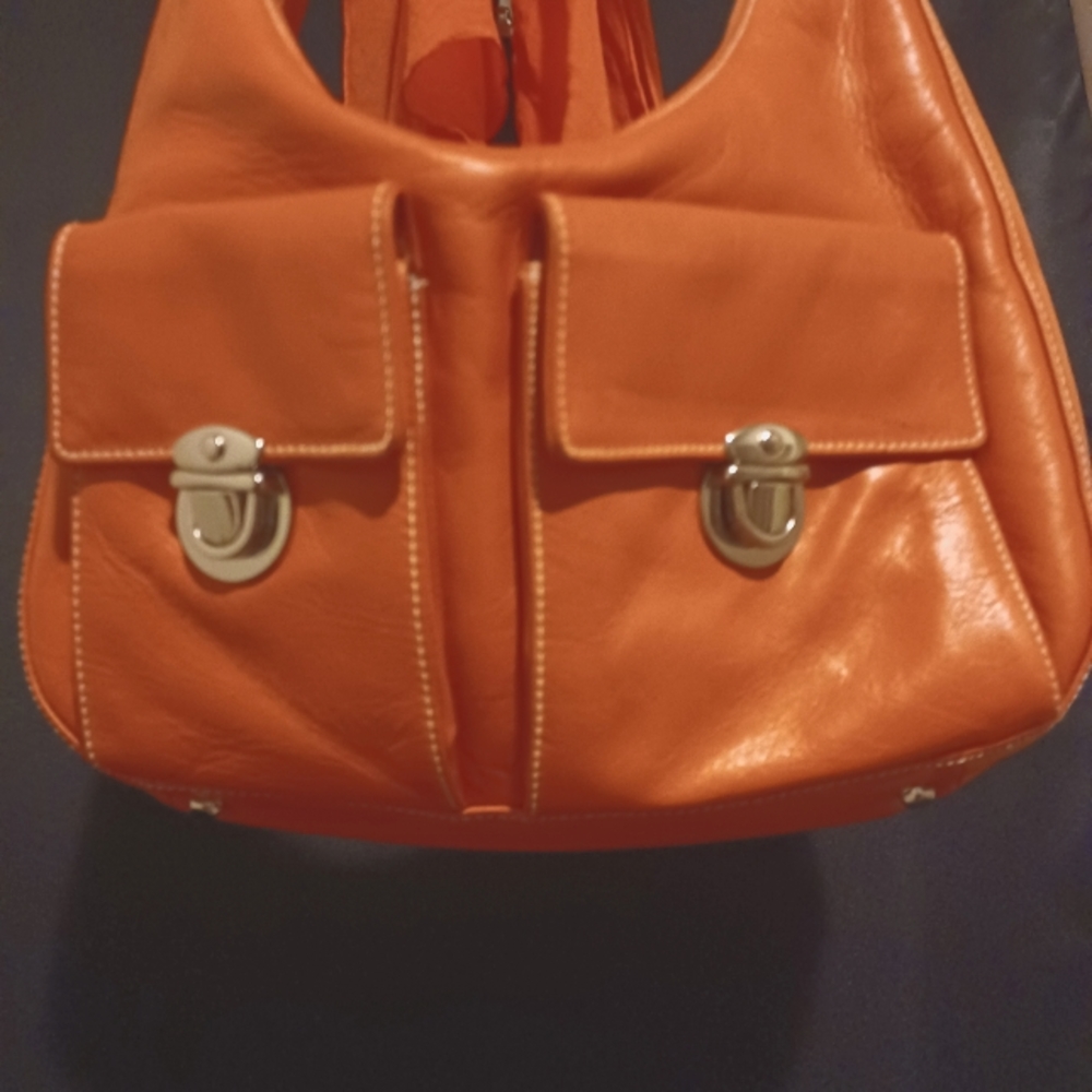🍊 handbag